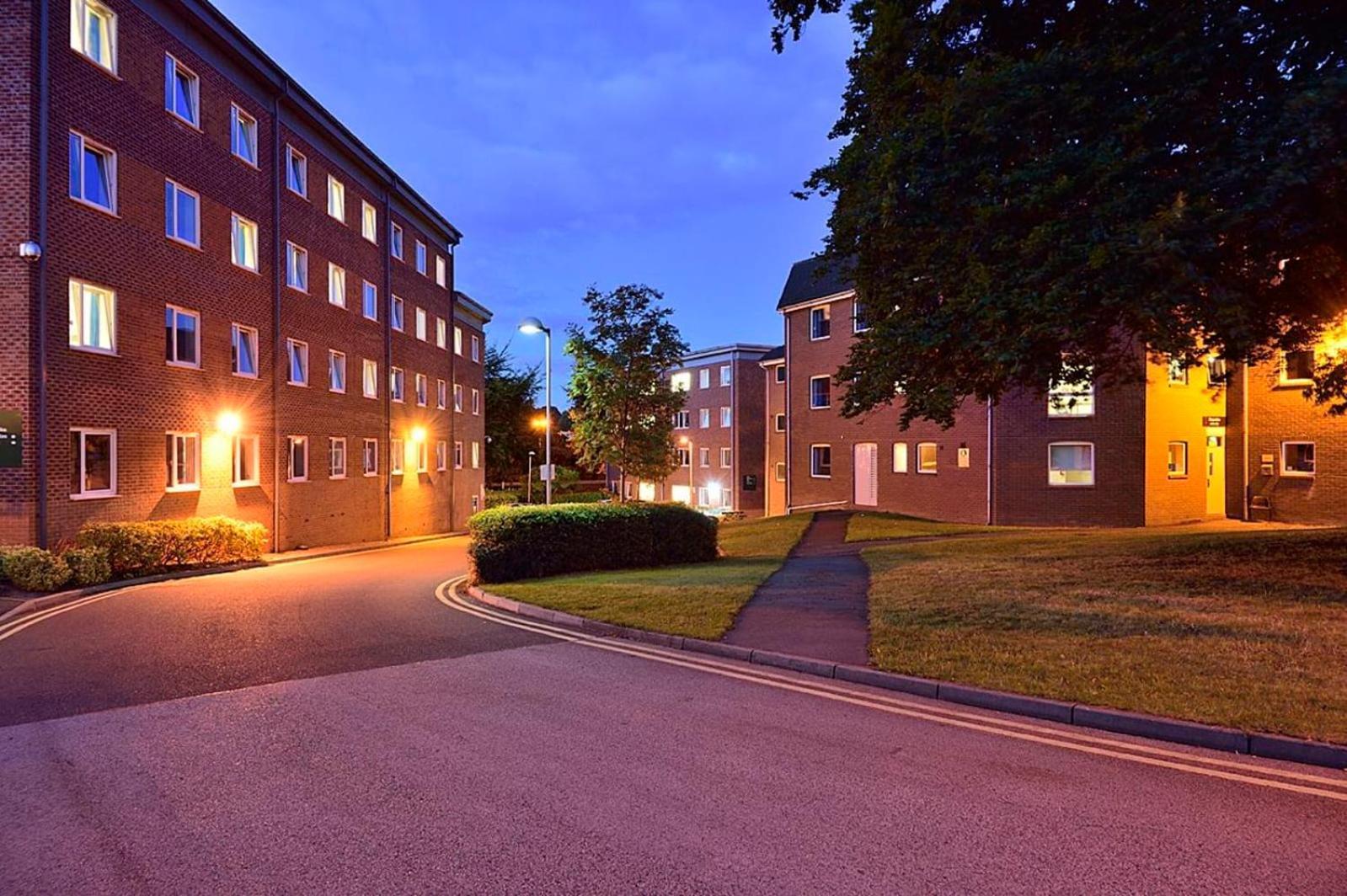 Апартаменти Broadgate Park Beeston Ноттінгем Екстер'єр фото