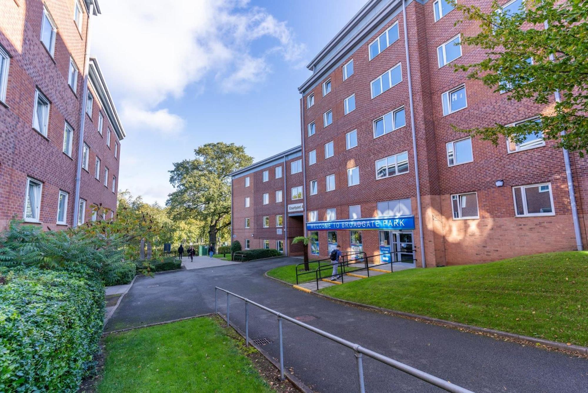 Апартаменти Broadgate Park Beeston Ноттінгем Екстер'єр фото